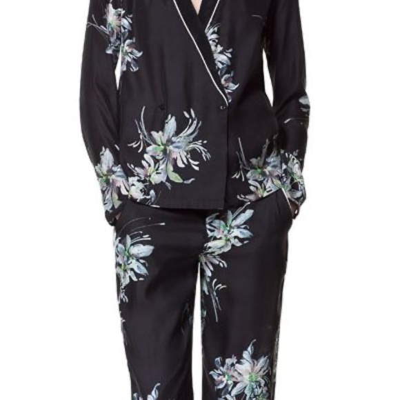 Zara - Floral Pant and Blouse Set - Picture 3 of 6